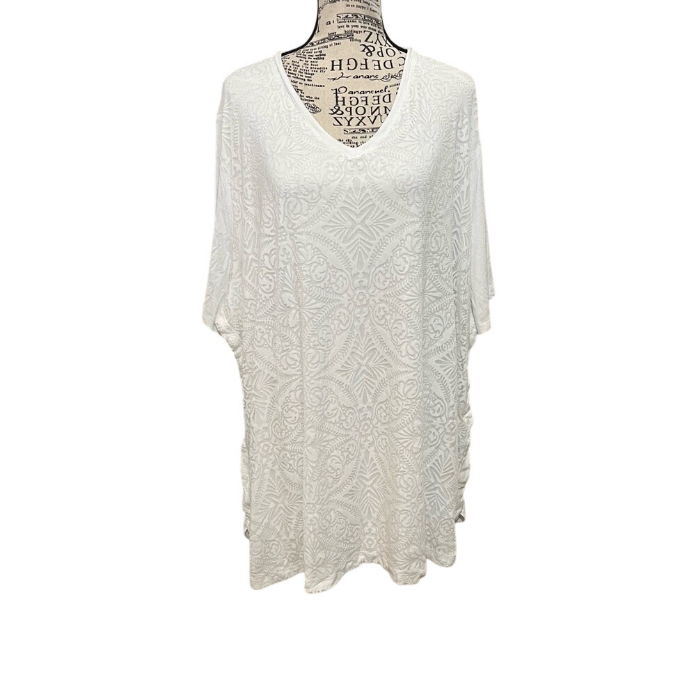 Catherines‎ Soft White Knit Top